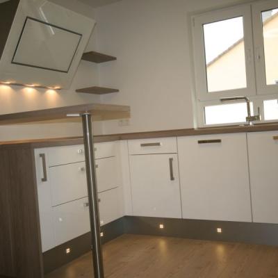 Mit Weinschrank 11